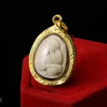 Amulet-115