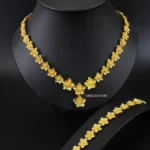Golden-Pendant-081